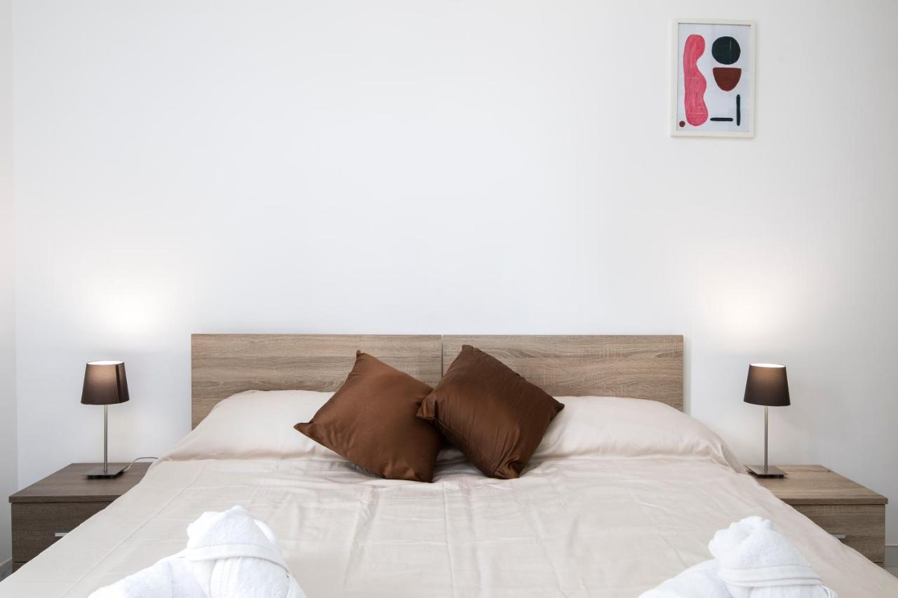 Sea View Apartment 2 Bedrooms 2 Bathrooms, 2 Minutes Away From The Sea St. Julian's Exteriör bild
