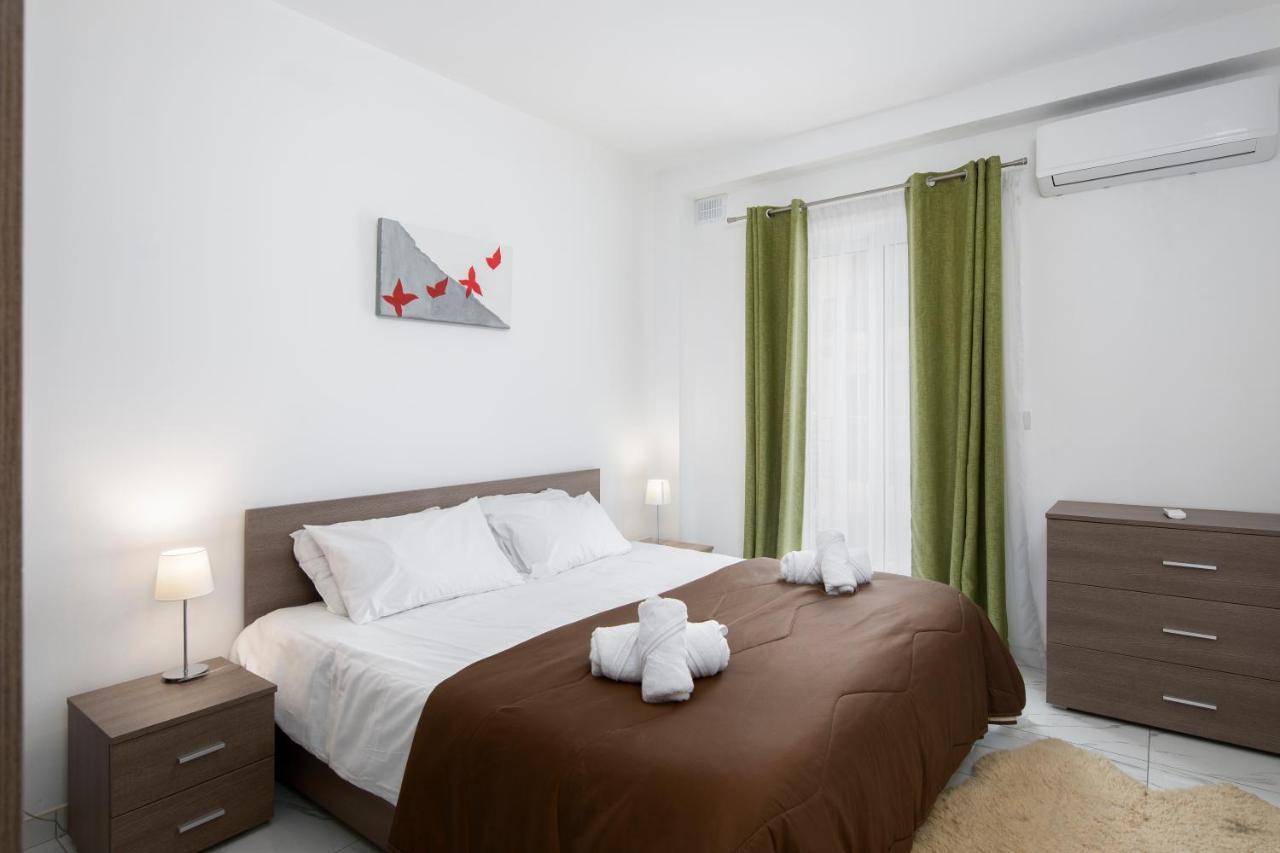 Sea View Apartment 2 Bedrooms 2 Bathrooms, 2 Minutes Away From The Sea St. Julian's Exteriör bild