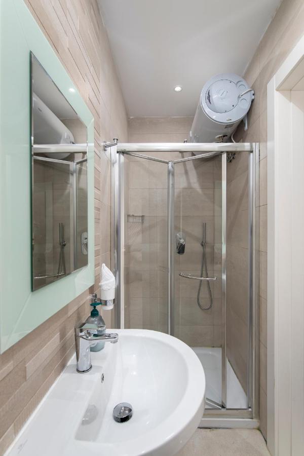 Sea View Apartment 2 Bedrooms 2 Bathrooms, 2 Minutes Away From The Sea St. Julian's Exteriör bild