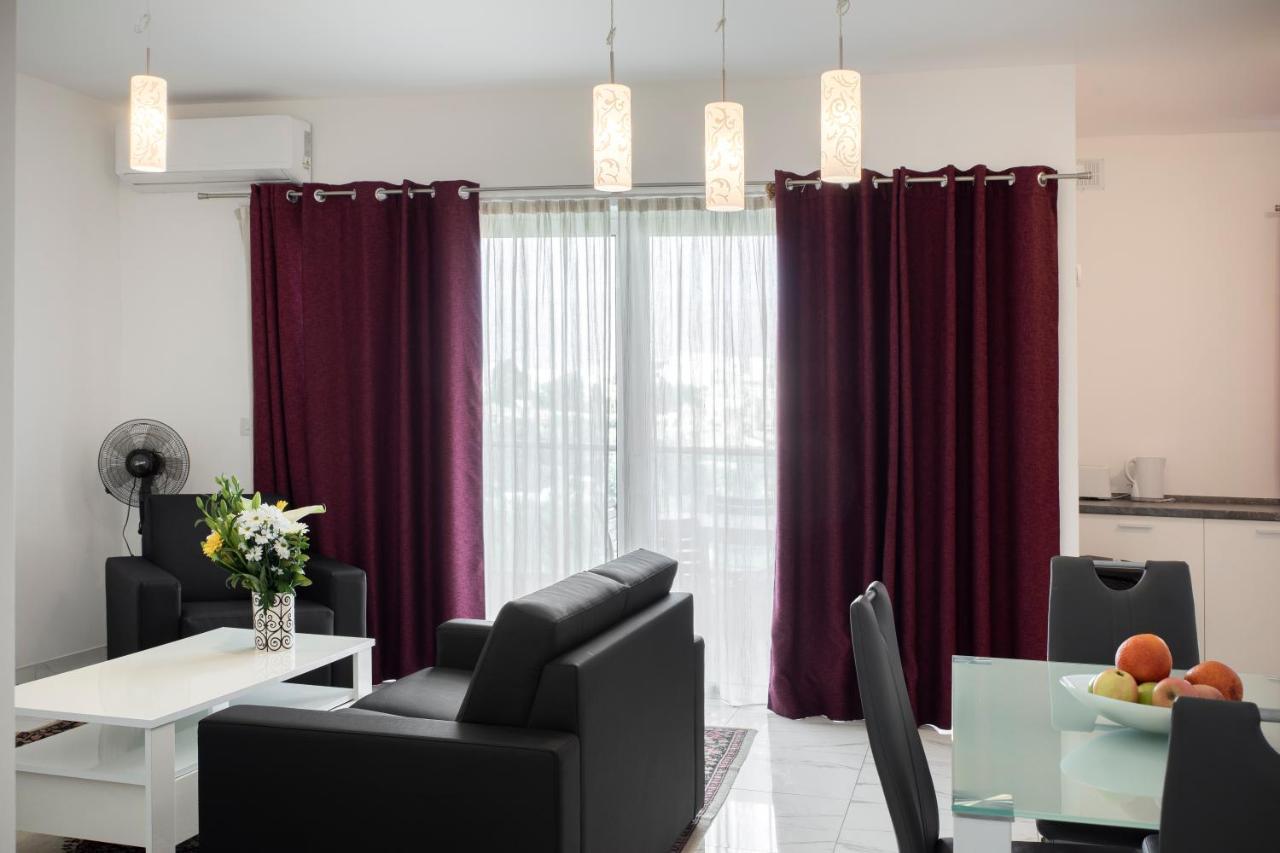 Sea View Apartment 2 Bedrooms 2 Bathrooms, 2 Minutes Away From The Sea St. Julian's Exteriör bild